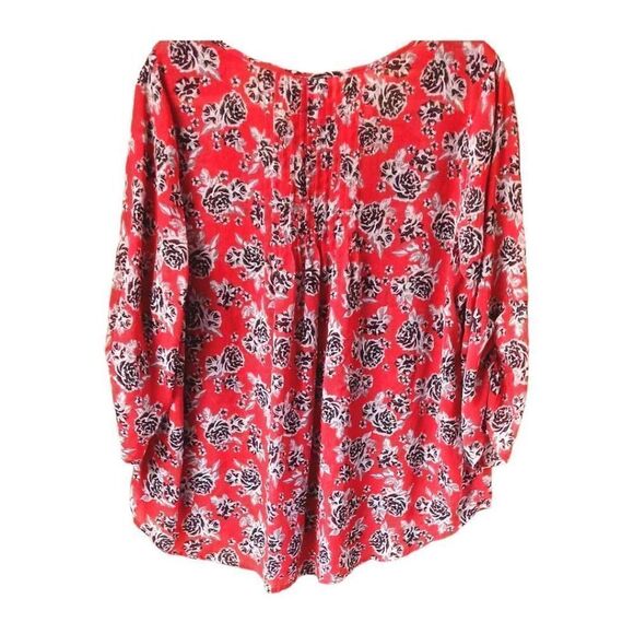  TORRID Plus Size Floral Print Ruched Chiffon Pintuck Top. - Picture 10 of 16